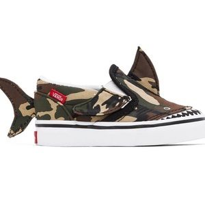 New Vans camo shark toddler shoes